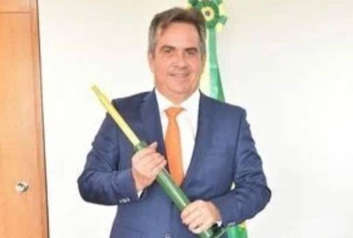 Ciro Nogueira diz ser o amortecedor de Bolsonaro
